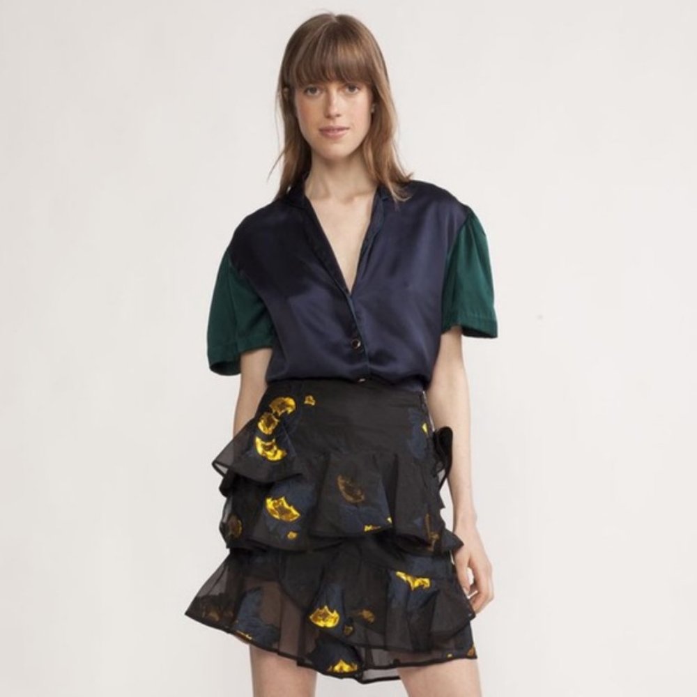 NWT Cynthia Rowley Navy 100% Silk Charmeuse Button Front Blouse Size M